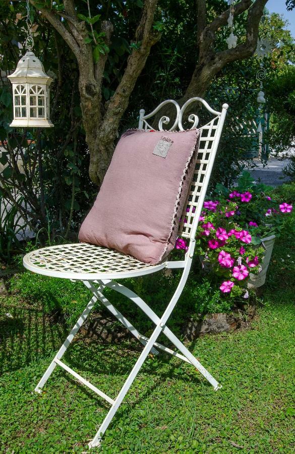 B&B Due Passi Dal Mare Cinquale Dış mekan fotoğraf