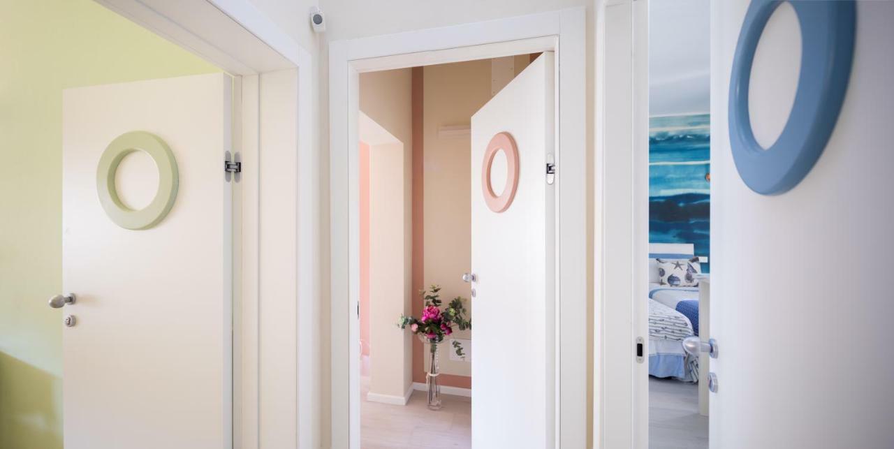 B&B Due Passi Dal Mare Cinquale Dış mekan fotoğraf